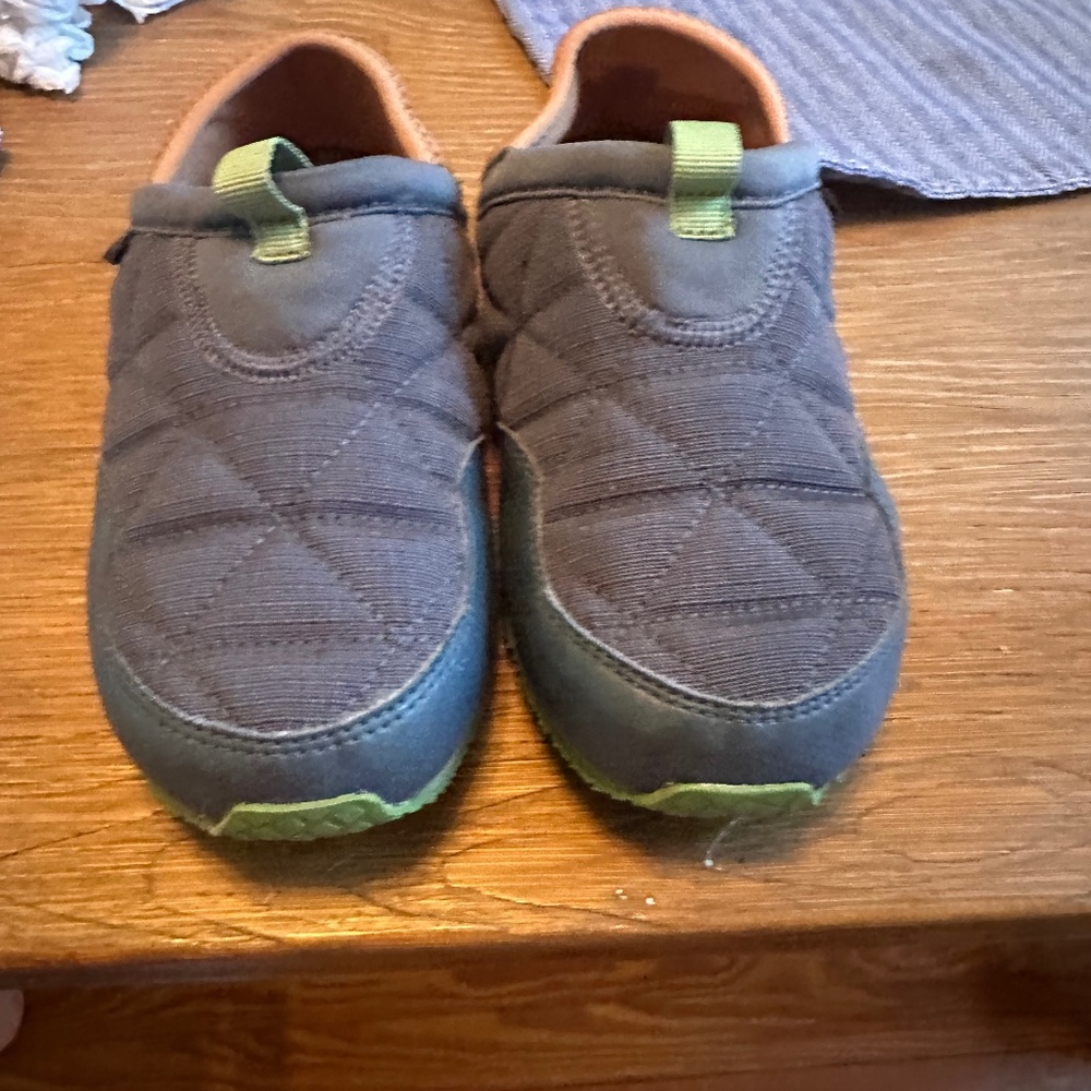 Teva kids reember slip on size 1